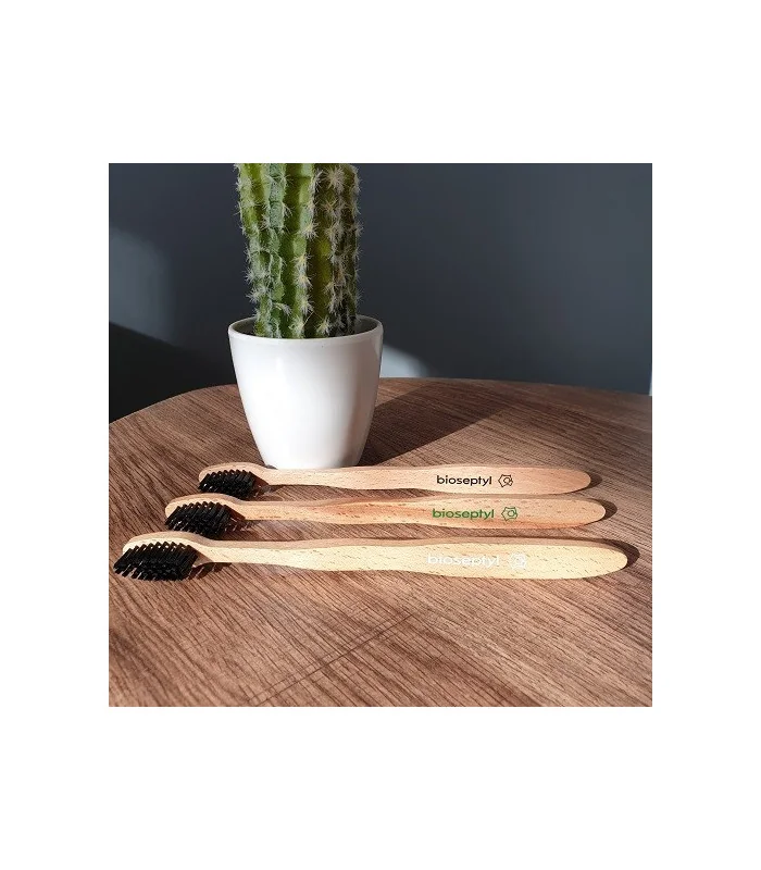 Cepillo de dientes de madera de haya soft negro